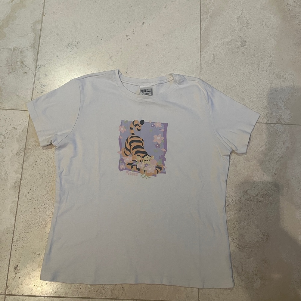 Rare Vintage 90s/Y2K The Disney Store Tigger T-Shirt